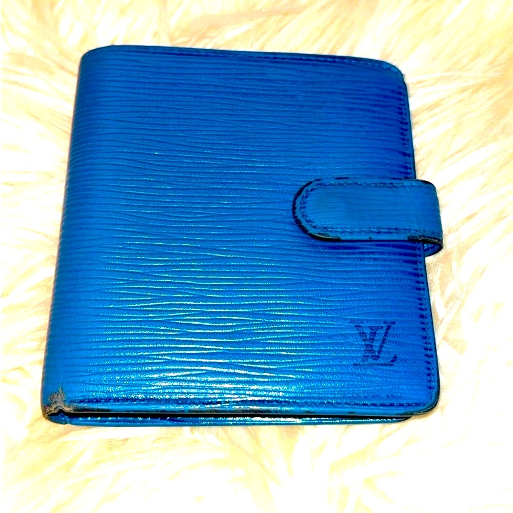 Authentic Lv Snap Wallet. There Are Serial Codes … - image 1